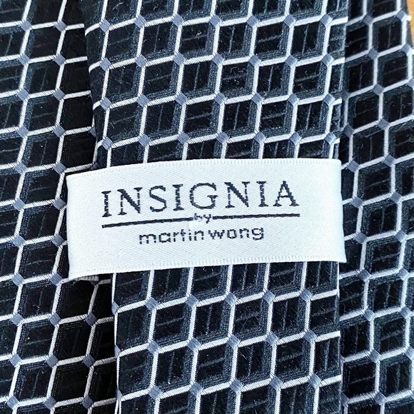 Insignia by Martin Wang Black and Gray Geometric Print Tie - Picture 5 of 6